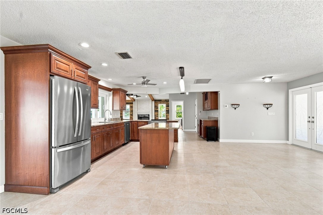 1017 SE 36th TER