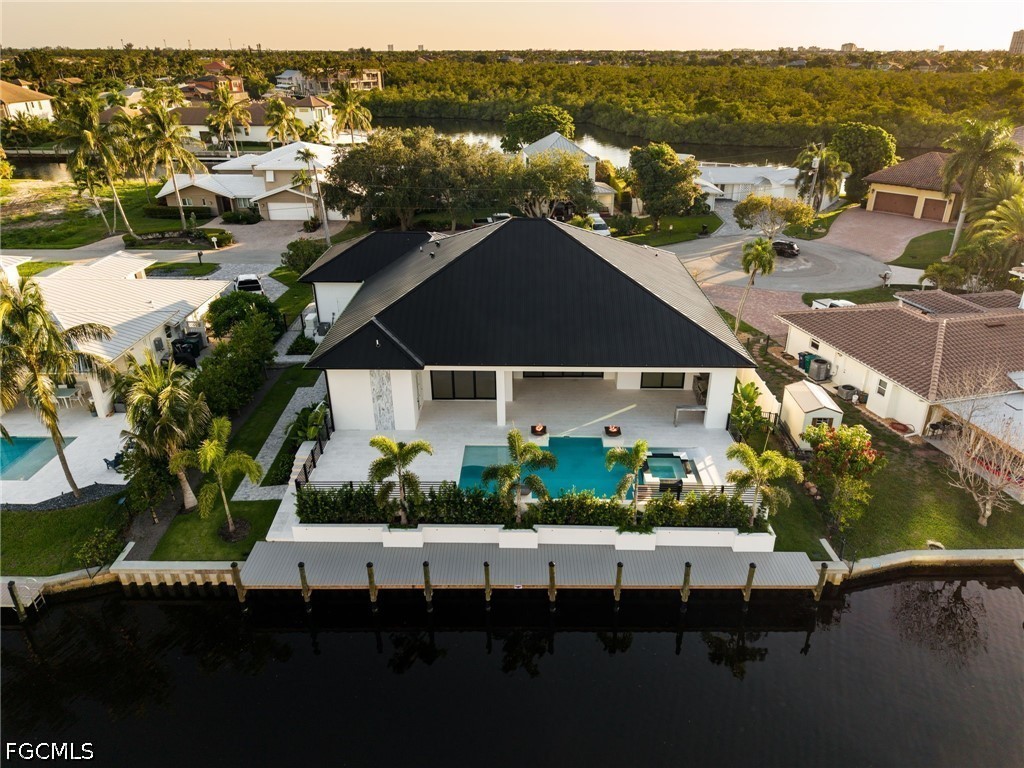 111 Montrose DR