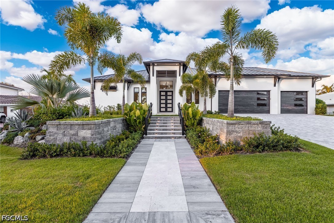 111 Montrose DR