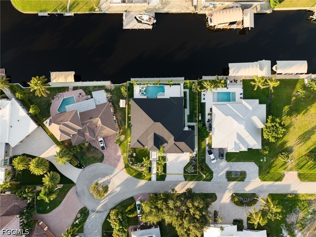 111 Montrose DR