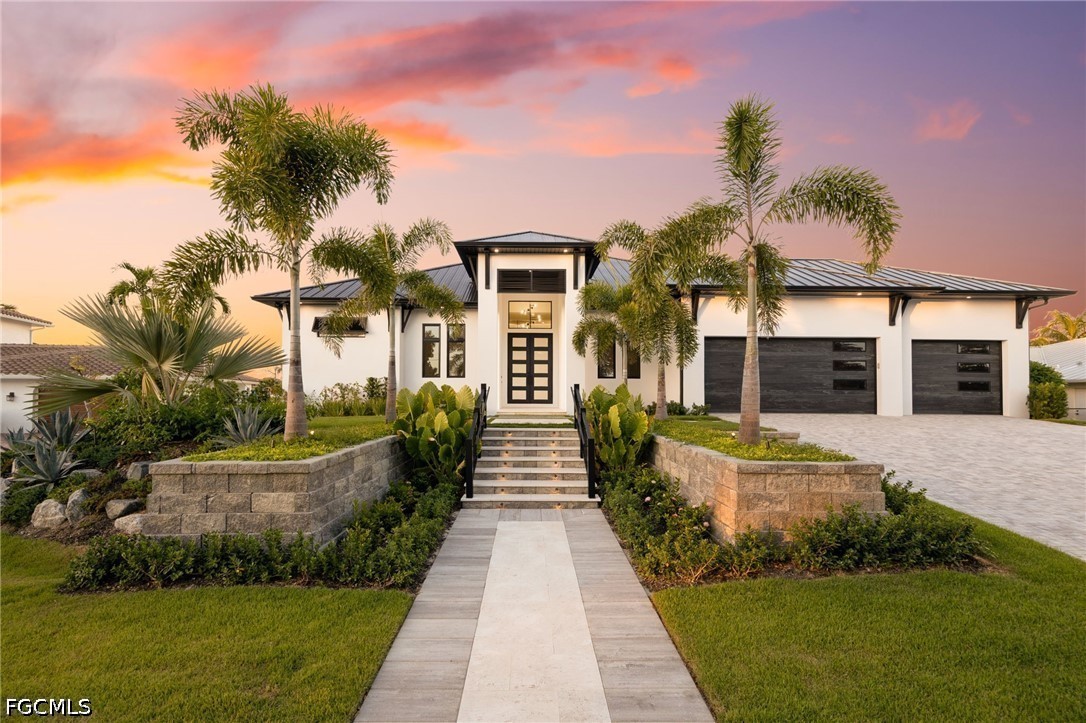111 Montrose DR