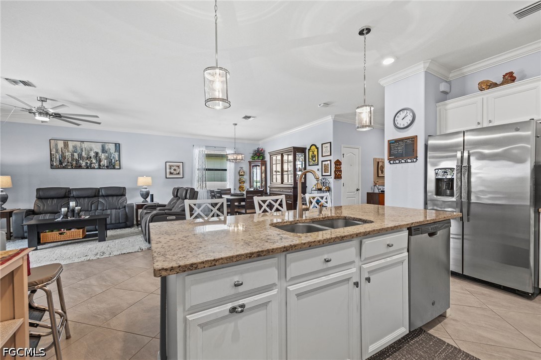 14517 Monrovia LN