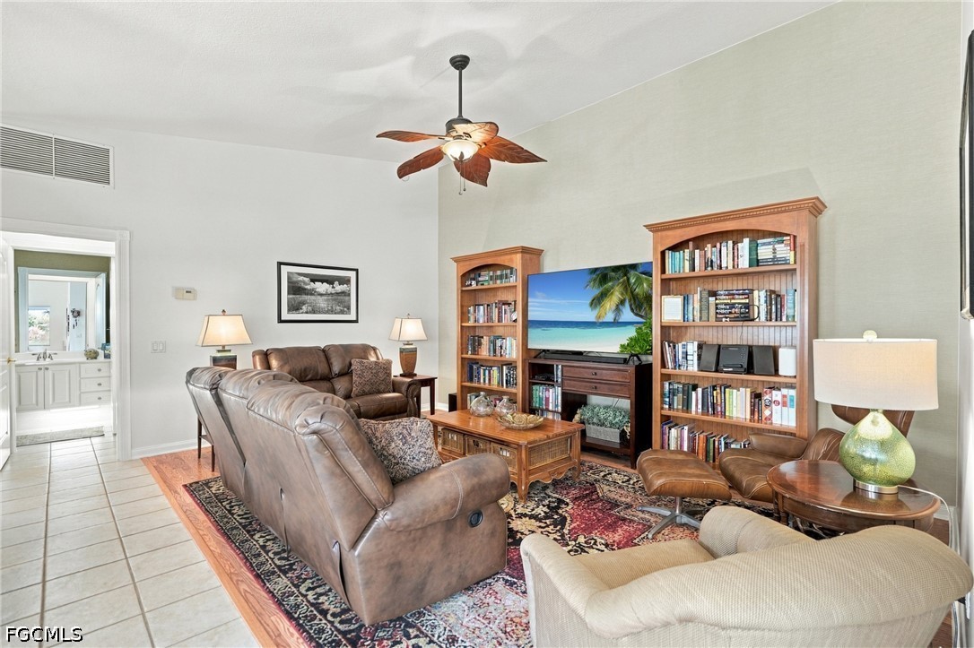 5618 Eleuthera WAY