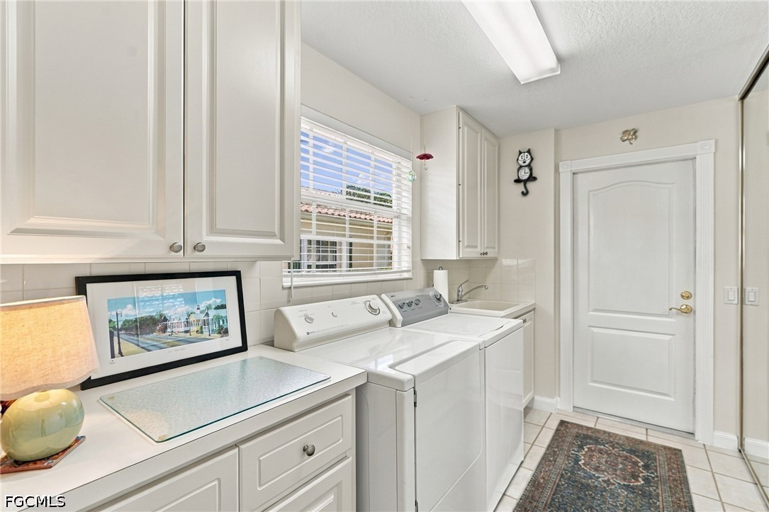 5618 Eleuthera WAY