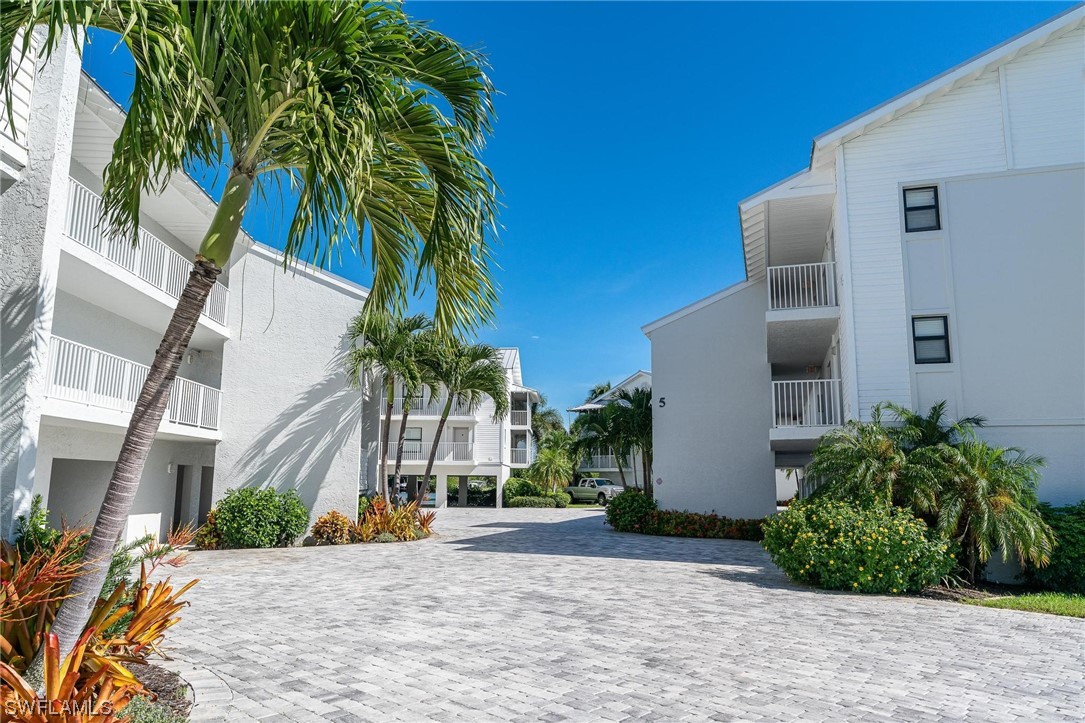 16641 Stringfellow Road Unit: 502