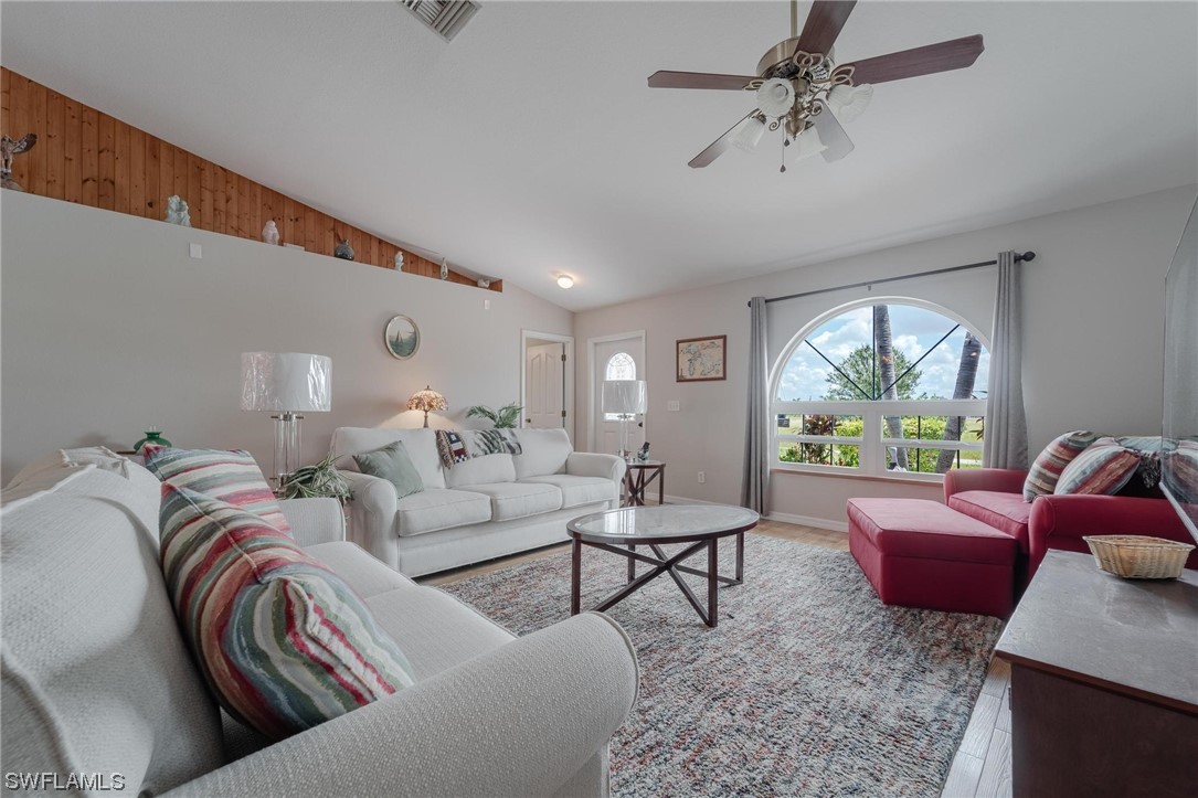 1112 NW 5th Place