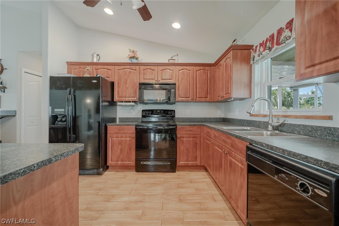 1112 NW 5th Place