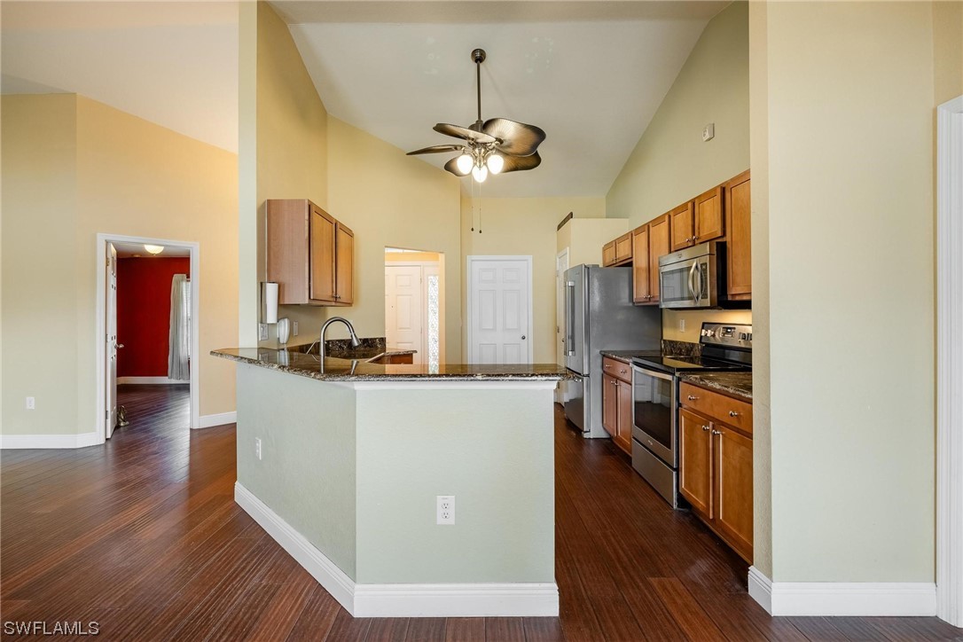 716 NW Juanita Place