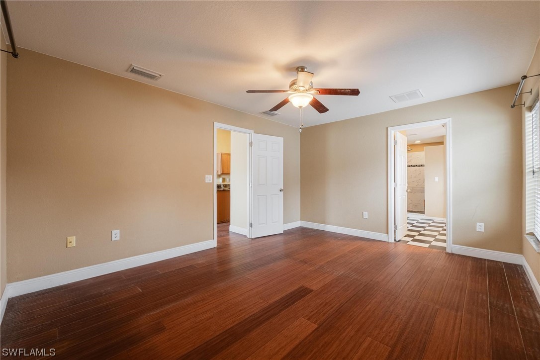 716 NW Juanita Place