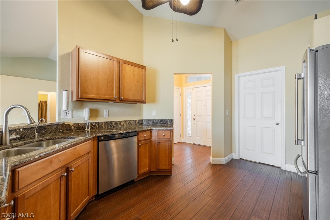 716 NW Juanita Place