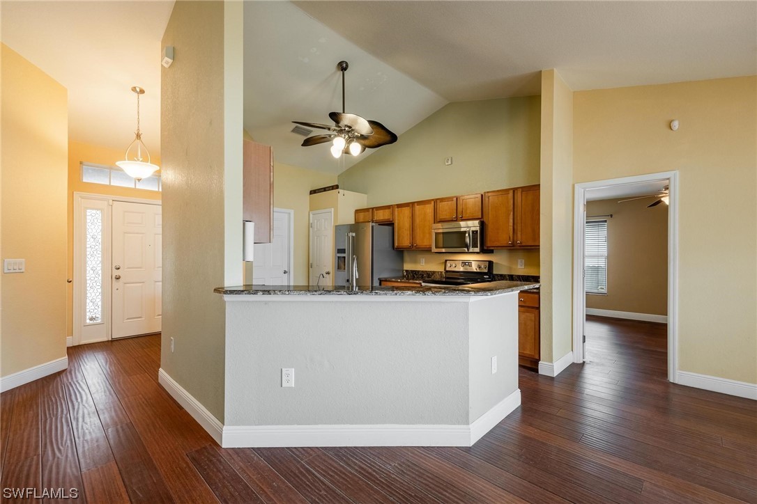 716 NW Juanita Place
