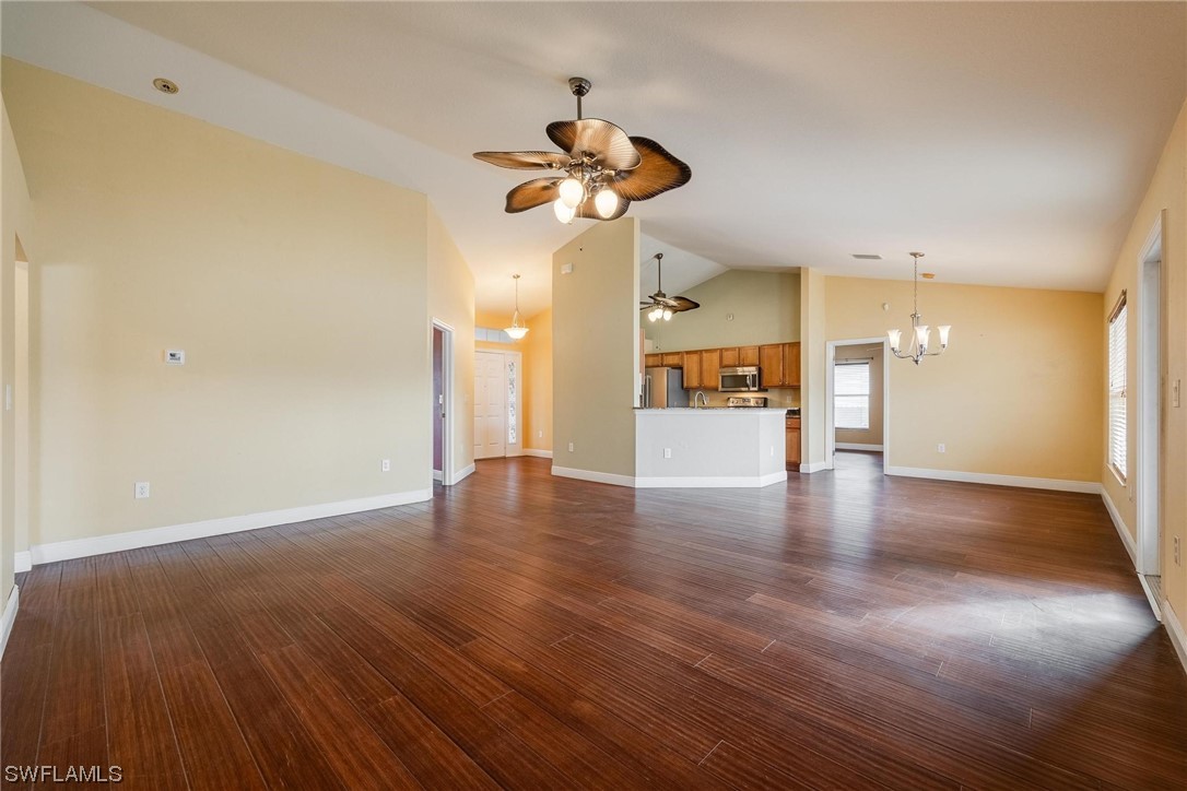 716 NW Juanita Place