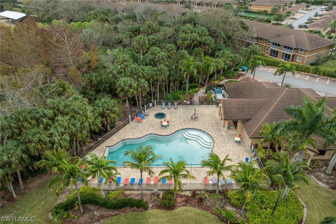 1076 Winding Pines Circle Unit: 207