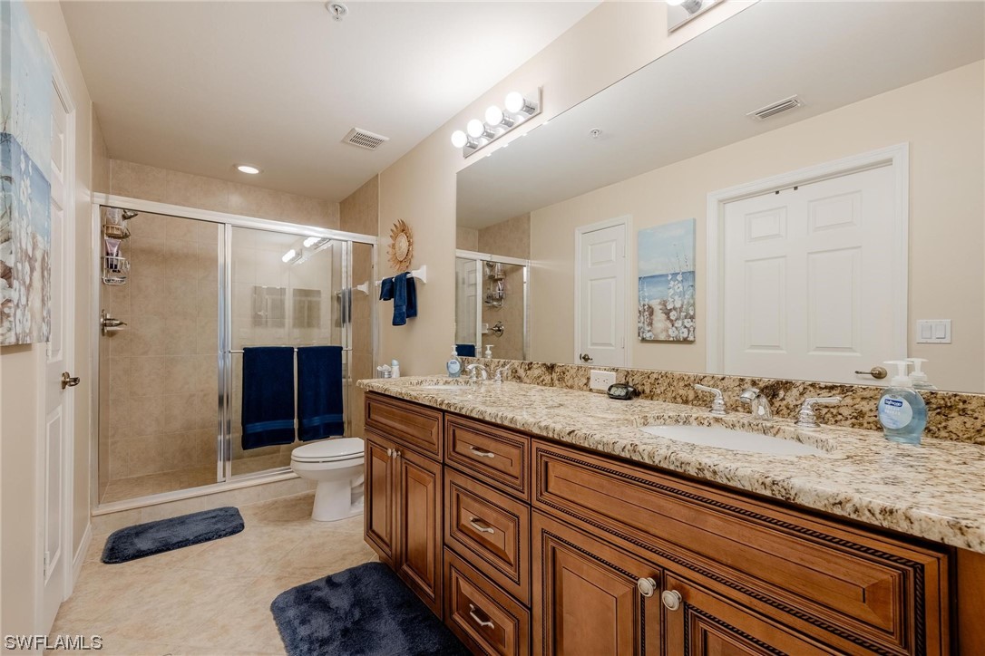 1076 Winding Pines Circle Unit: 207