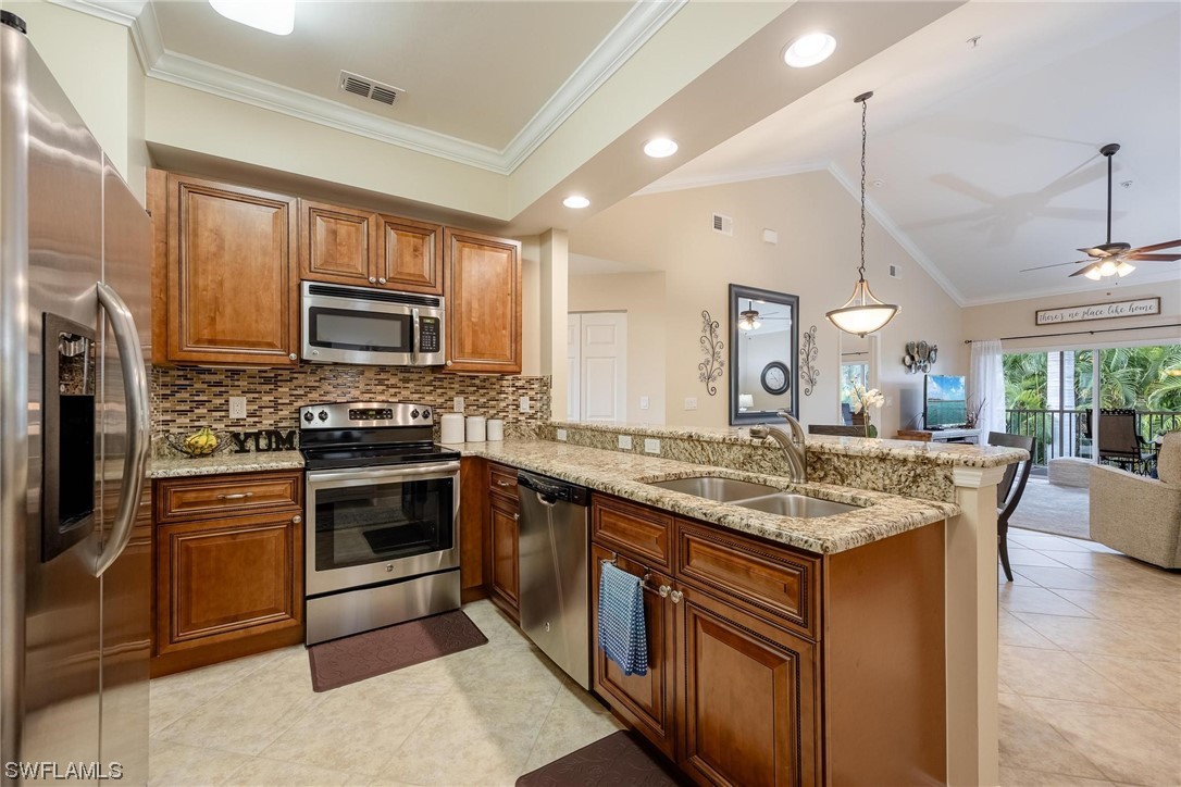 1076 Winding Pines Circle Unit: 207