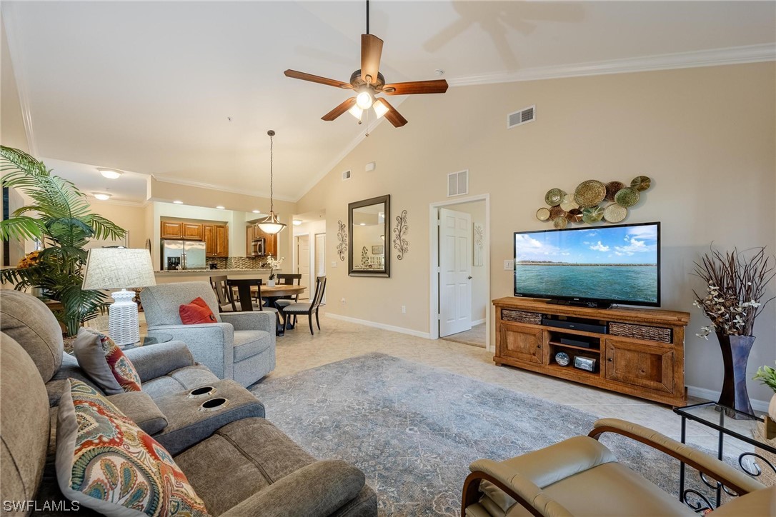 1076 Winding Pines Circle Unit: 207