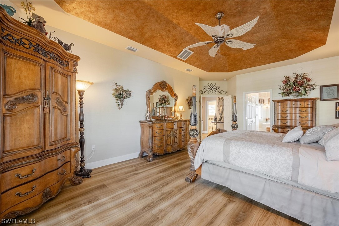 6240 Tidewater Island Circle