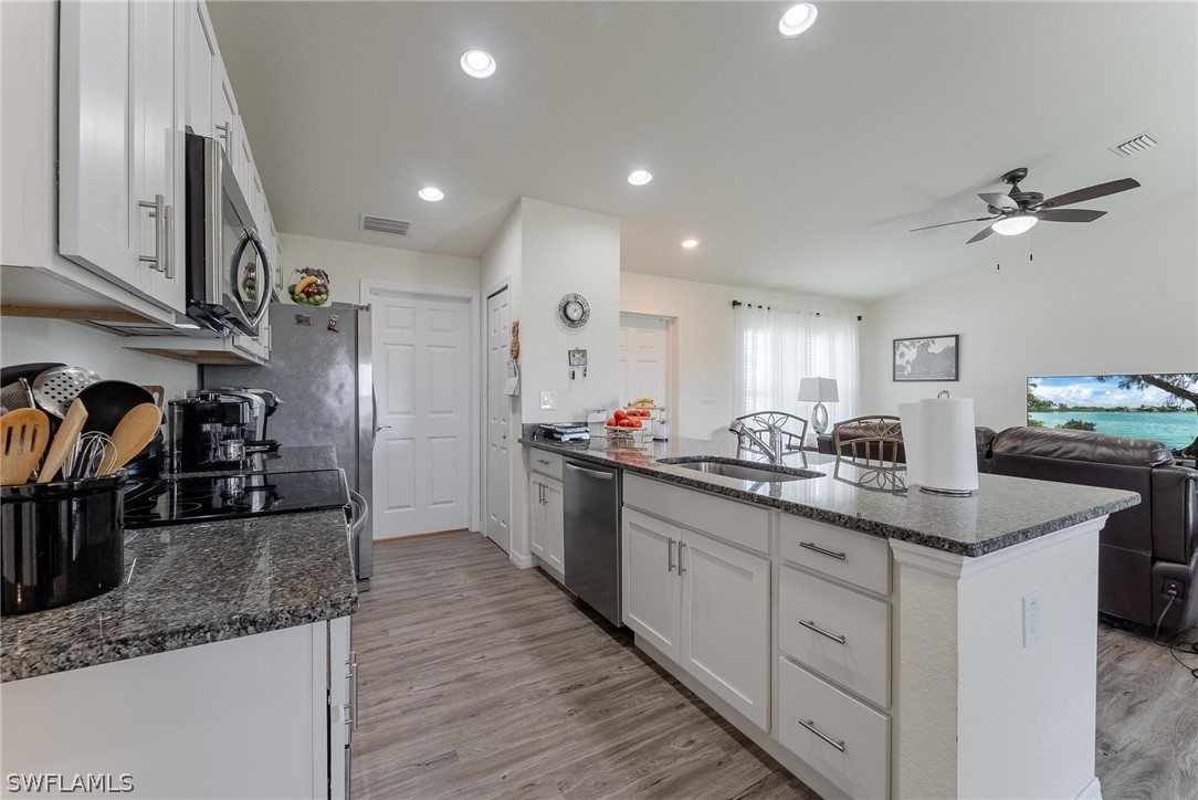 8043 Salem CIR