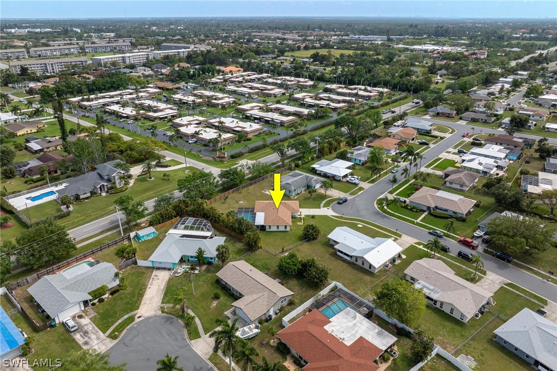 1513 Cambridge LN