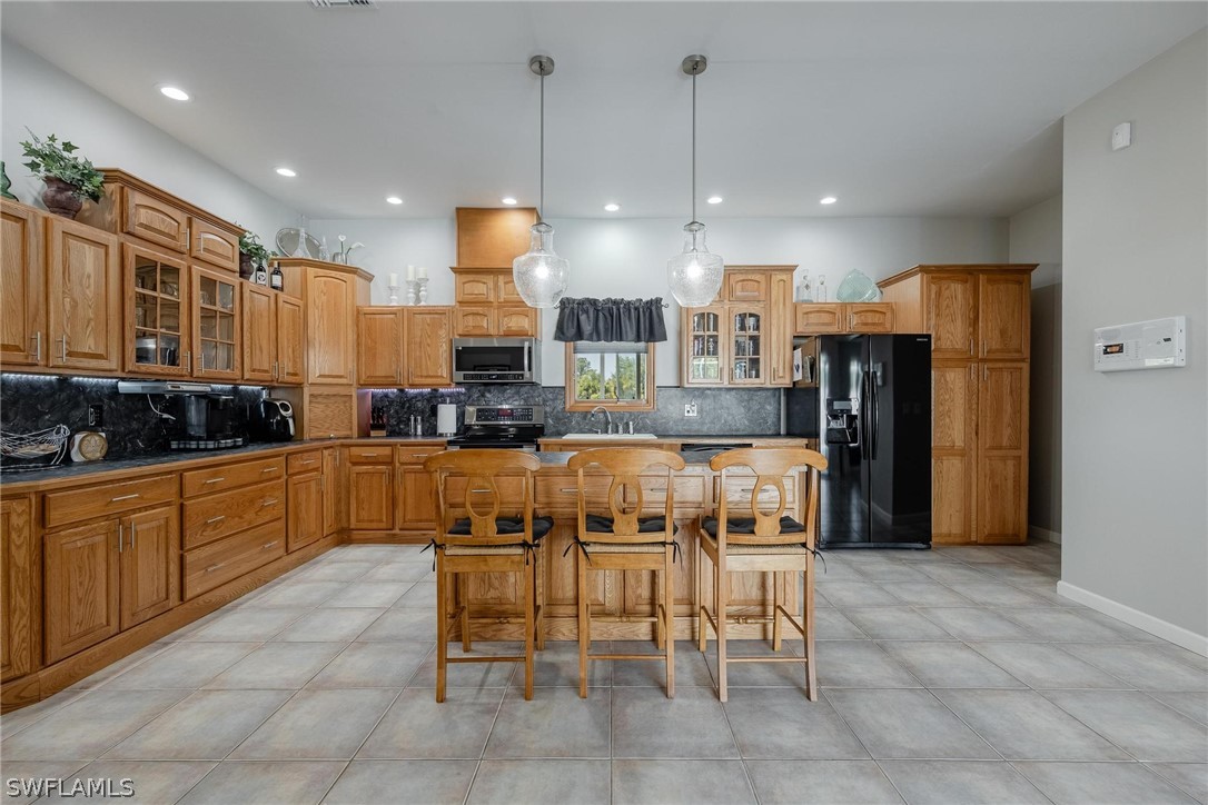 806 Cortez AVE