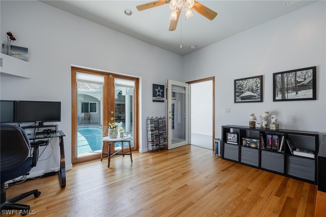 806 Cortez AVE