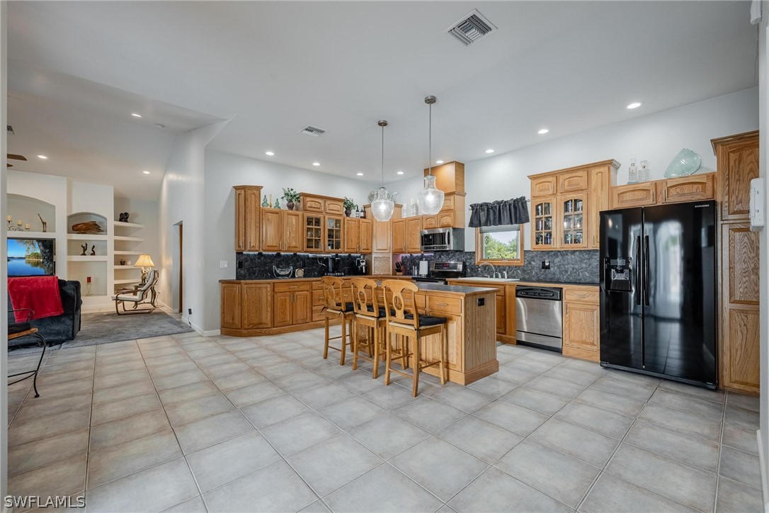 806 Cortez AVE