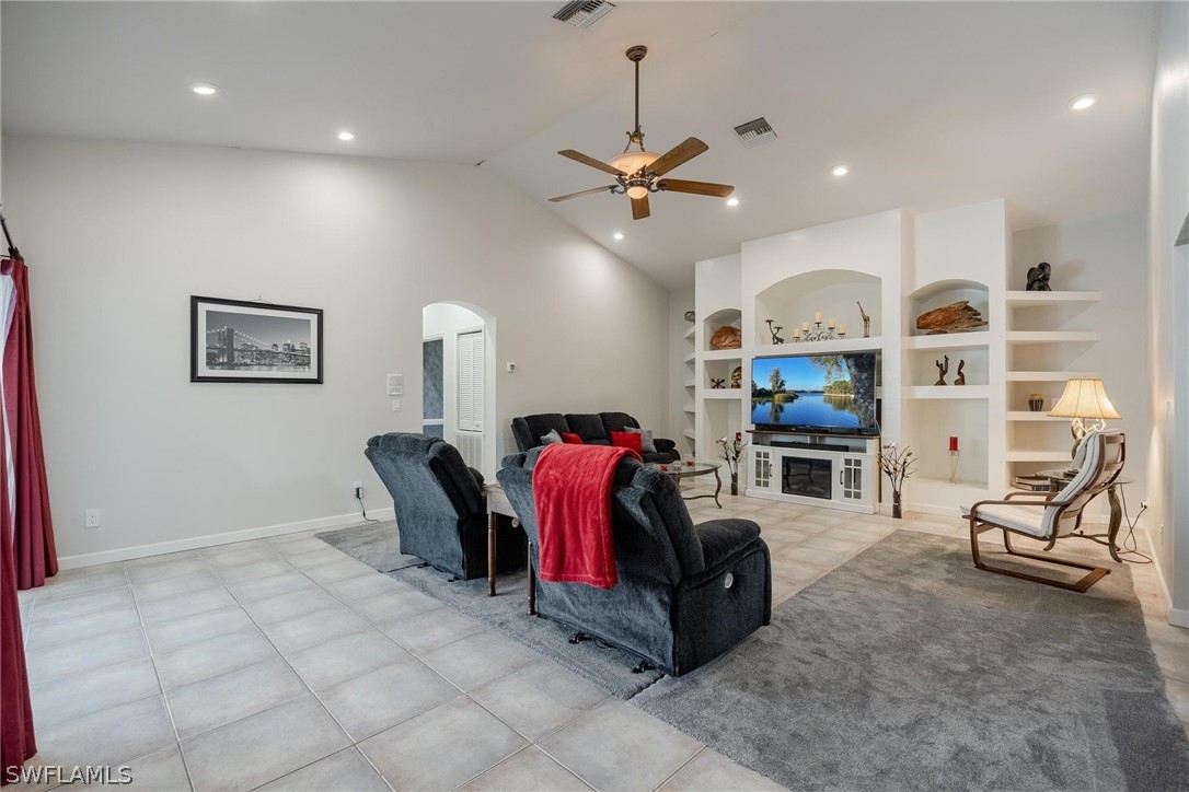 806 Cortez AVE