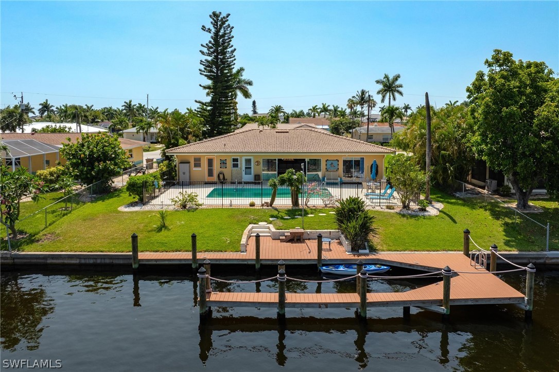 4929 Triton CT W