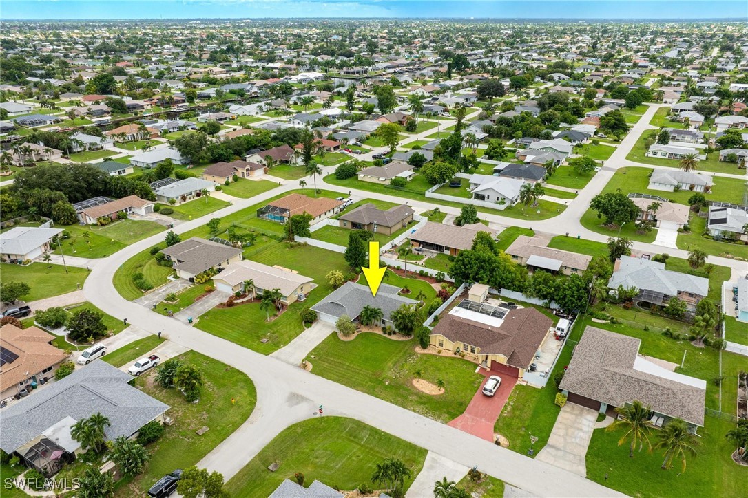 1113 SE 35th TER