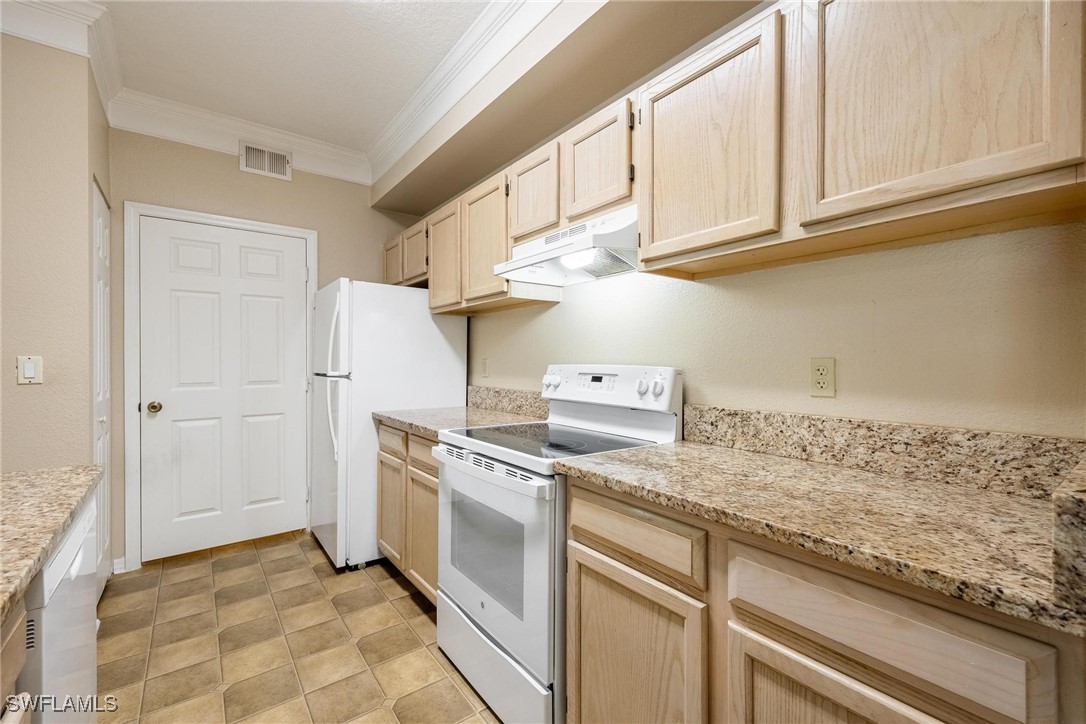 11510 Villa Grand 402