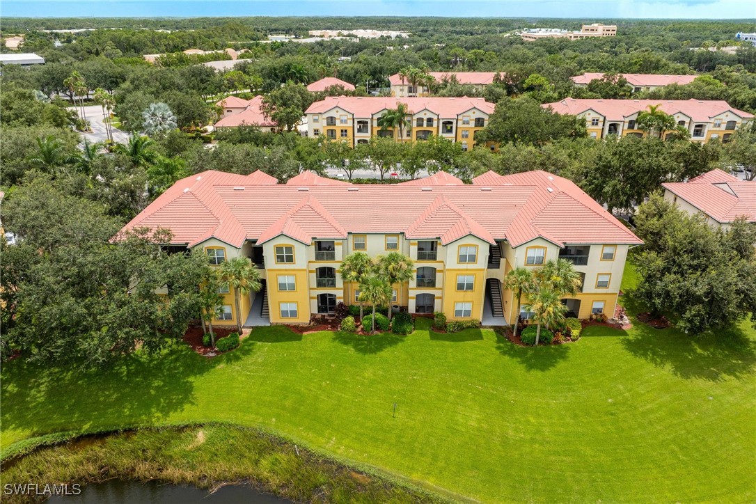 11510 Villa Grand 402