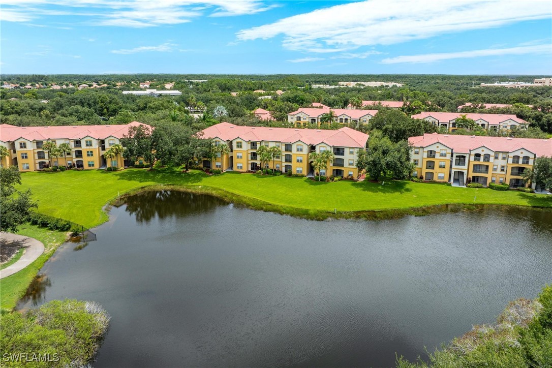 11510 Villa Grand 402