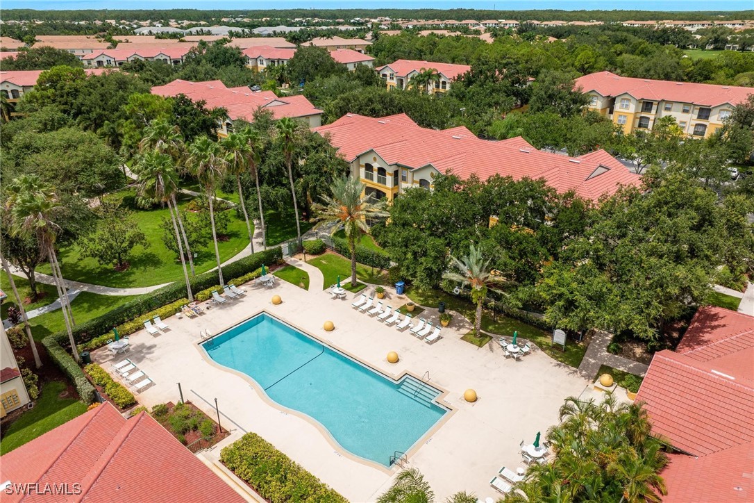 11510 Villa Grand 402