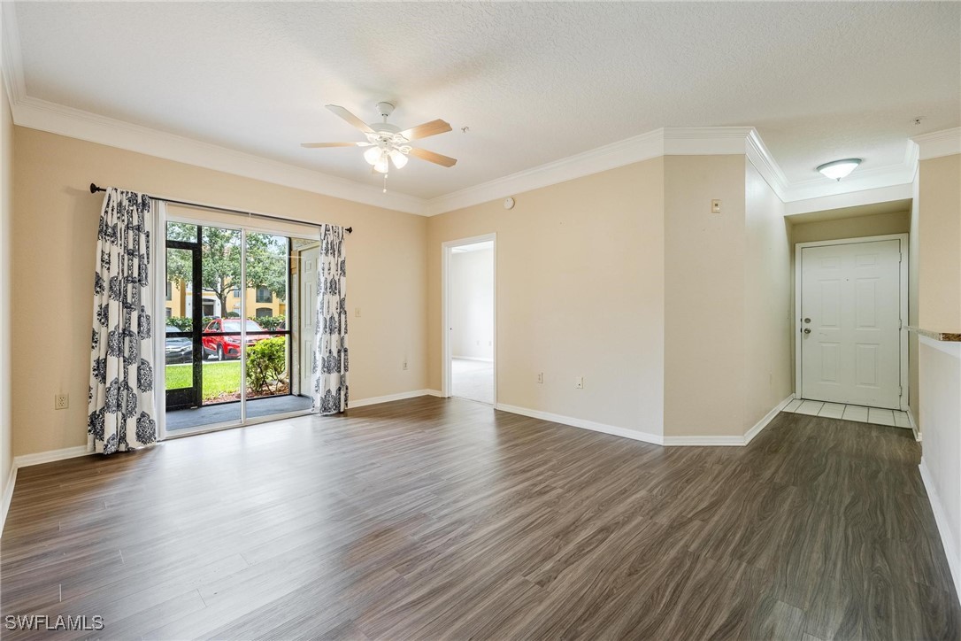 11510 Villa Grand 402