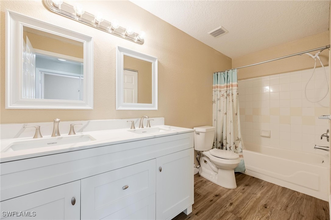 11510 Villa Grand 402