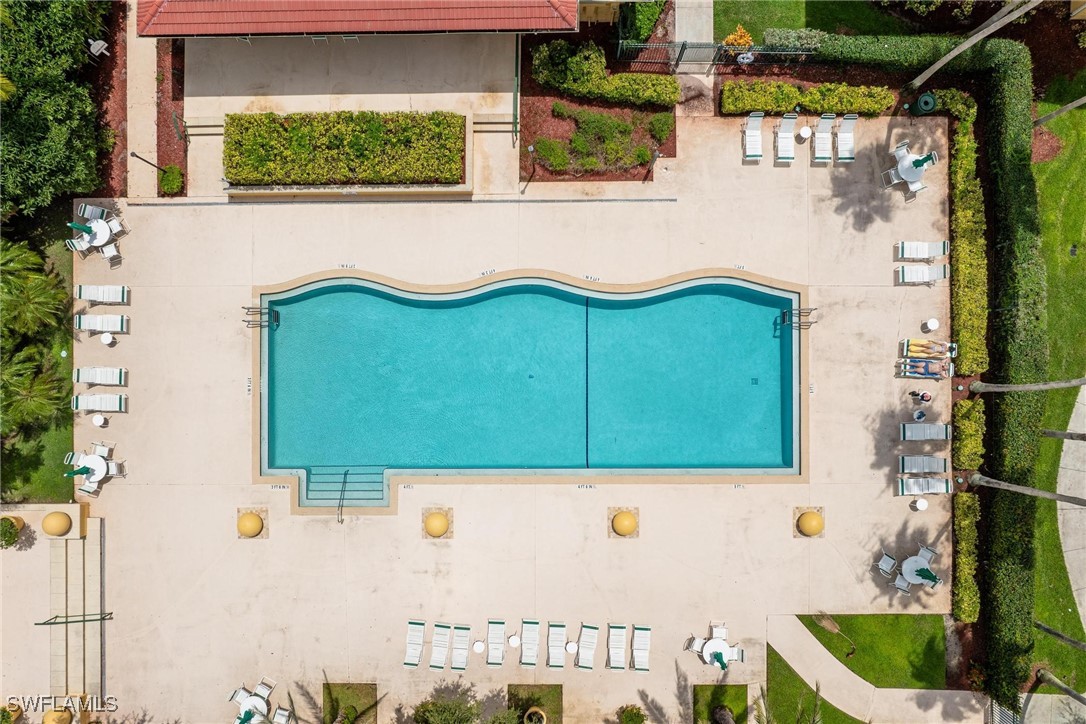 11510 Villa Grand 402