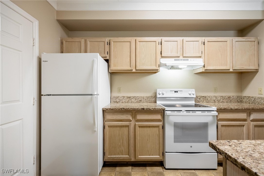 11510 Villa Grand 402