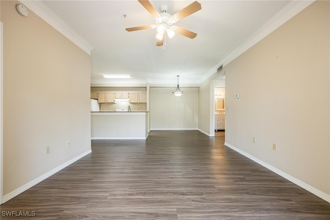 11510 Villa Grand 402