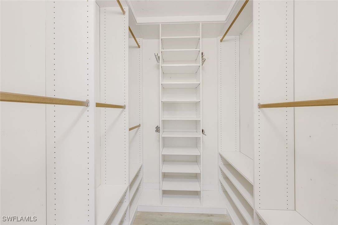 16460 Timberlakes DR 204