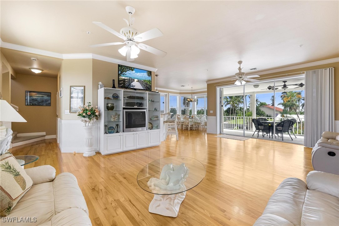 3211 Manatee DR