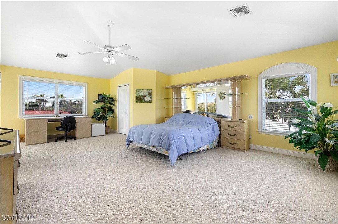 3211 Manatee DR