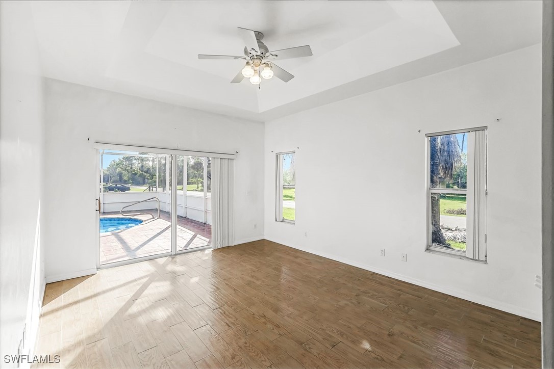 700 Glenn AVE