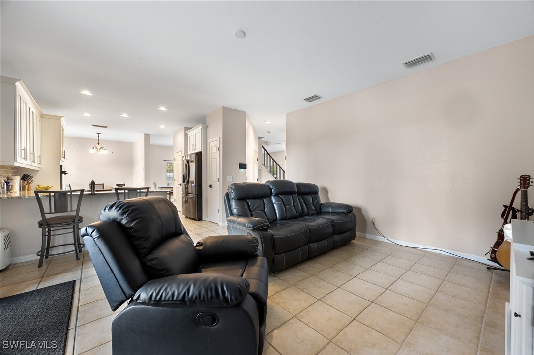 8197 Silver Birch WAY