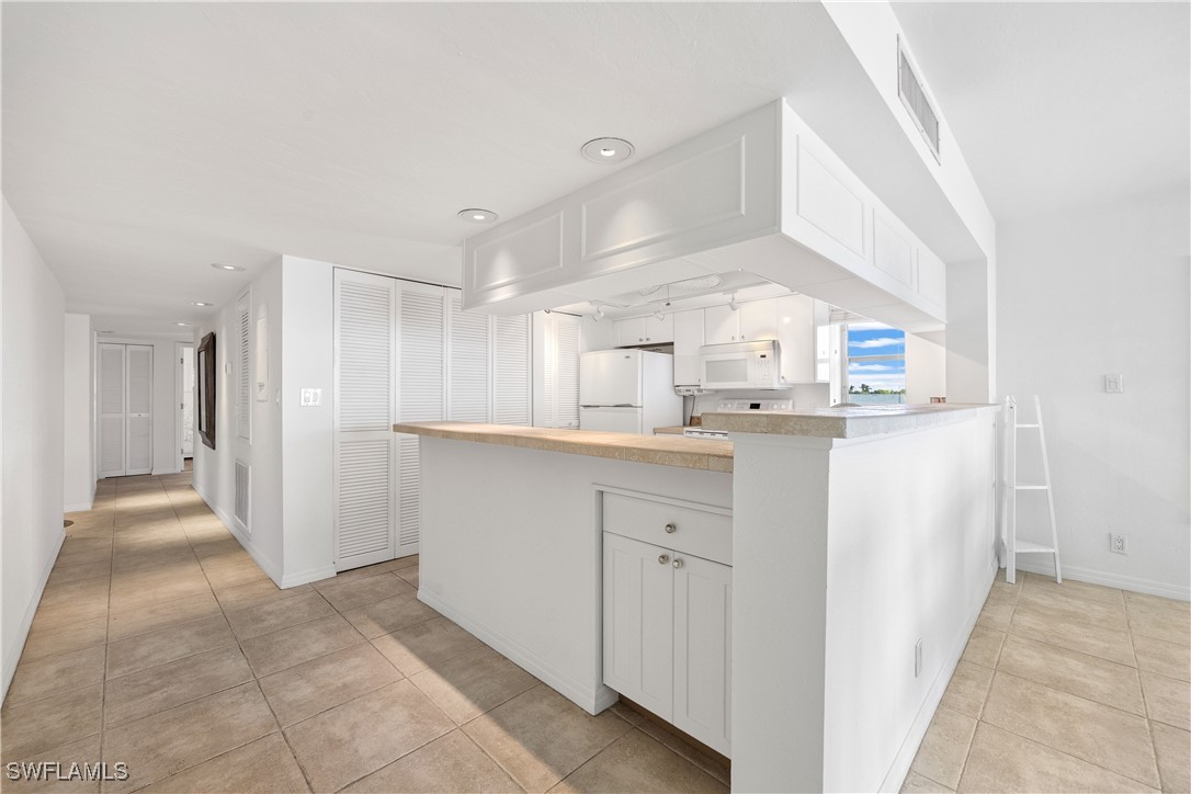 3350 N Key DR B211