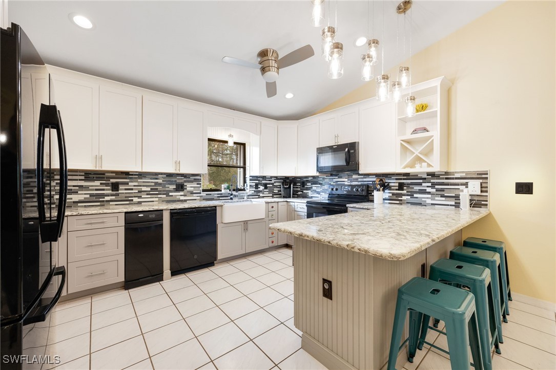 11183 Rabun Gap DR