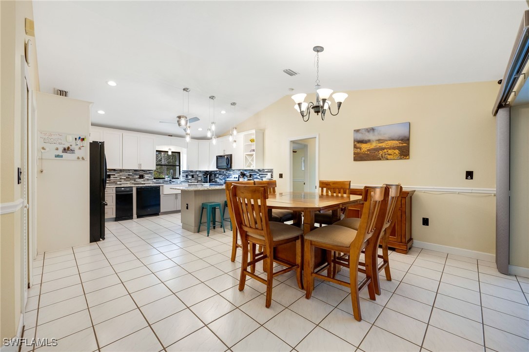 11183 Rabun Gap DR