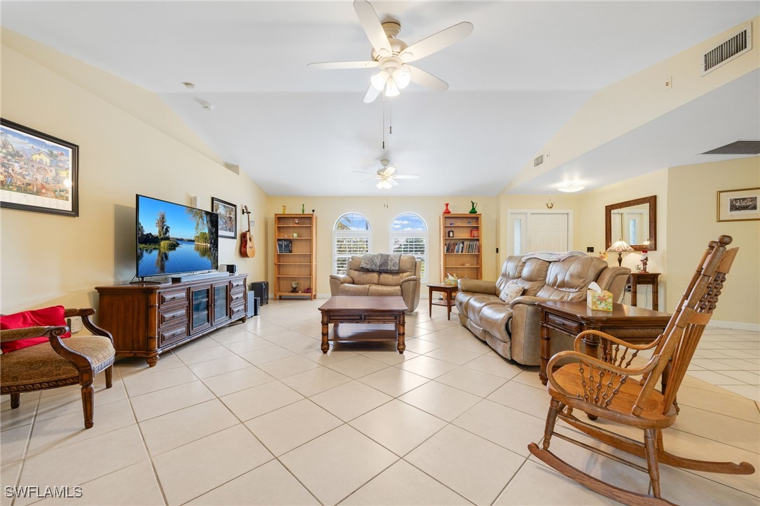 11183 Rabun Gap DR