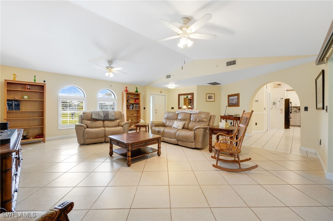 11183 Rabun Gap DR