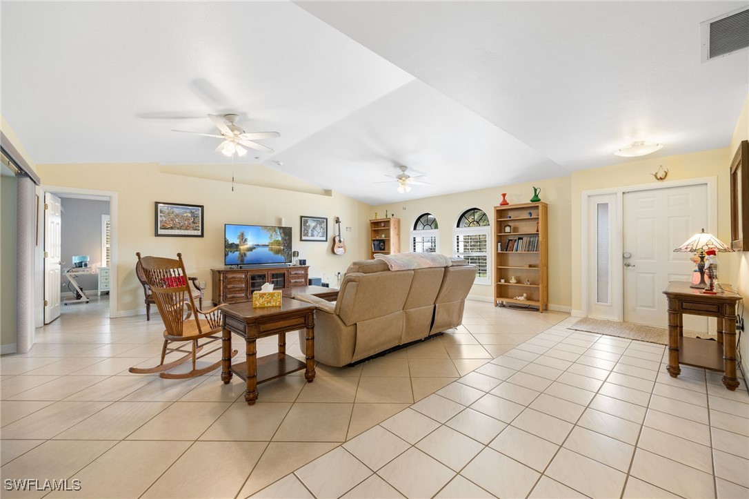 11183 Rabun Gap DR