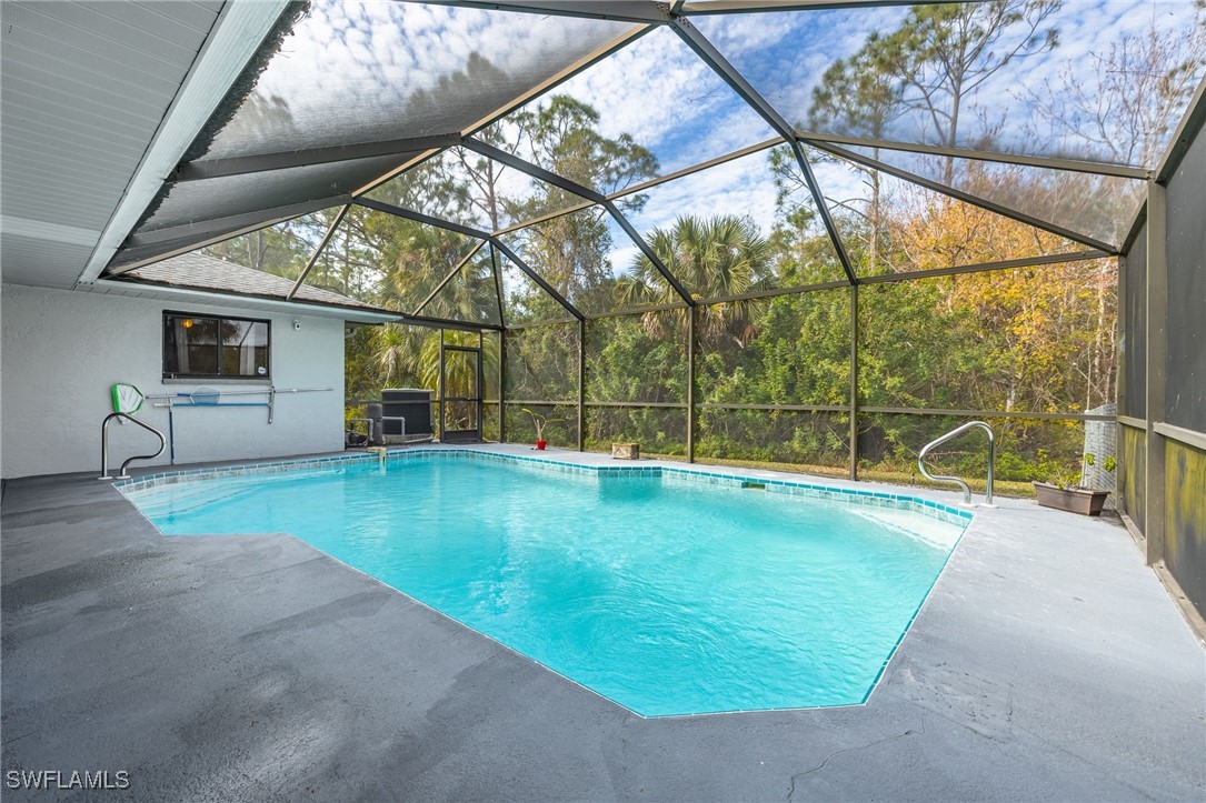11183 Rabun Gap DR
